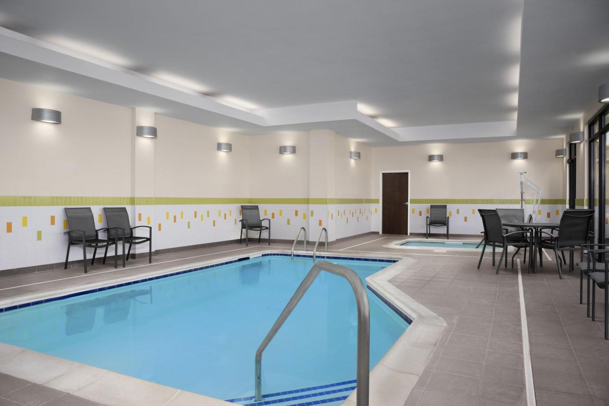 Fairfield Inn & Suites By Marriott Sioux Falls Airport Экстерьер фото